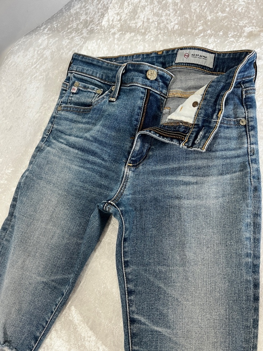 AG Adriano Goldschmied Farrah Skinny Ankle Denim Jeans Size 26R Distressed Raw - Picture 13 of 15
